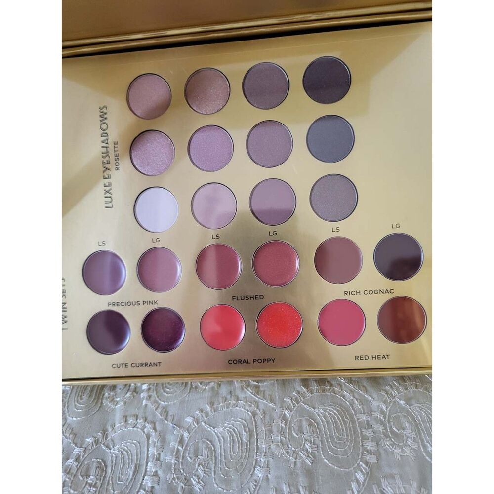 skinn cosmetics good as gold kit /palette color description